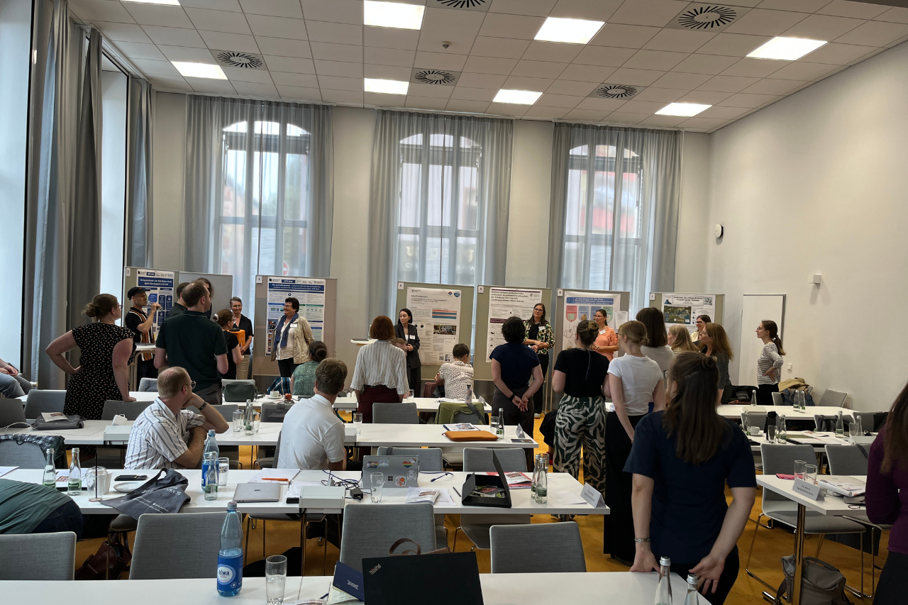 •	Auftakt der Postersession
