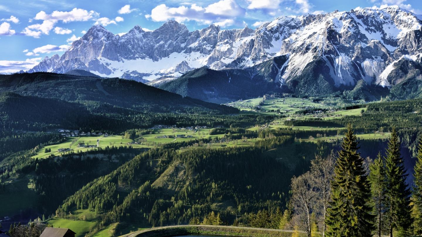Erkunde die Landschaft! CC0 by pixabay (https://bit.ly/2KFHSbn)