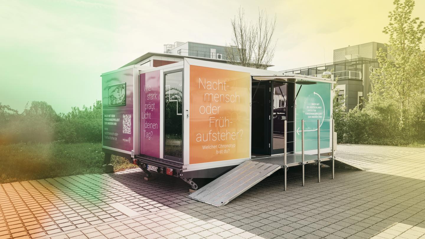 Nachtmensch oder Frühaufsteher? Eine Wissenschaftsroadshow zur inneren Uhr / Foto: Verena Müller / MPI biologische Kybernetik